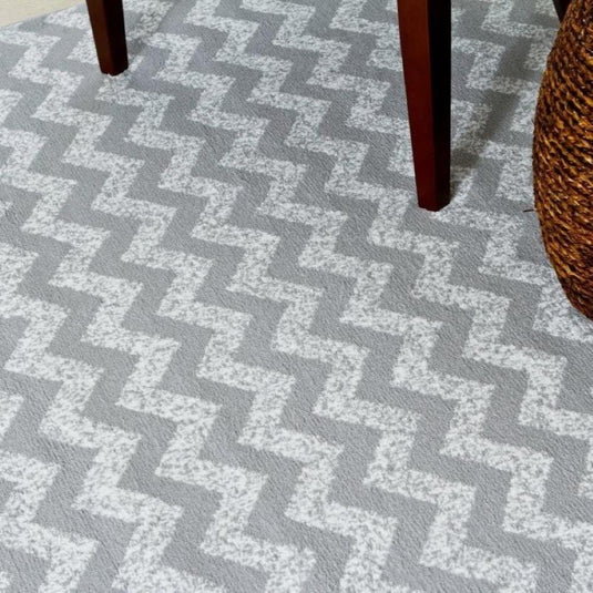 Chevron 3400 Turquoise Geometric Rug