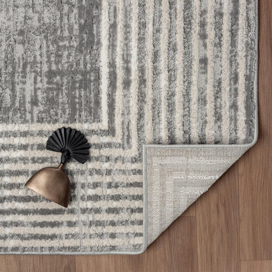 Geometric Border 9580 Textured Area Rug