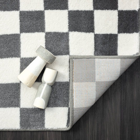 gray-checkered-area-rug