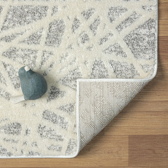 Abstract-lines-gray-area-rug