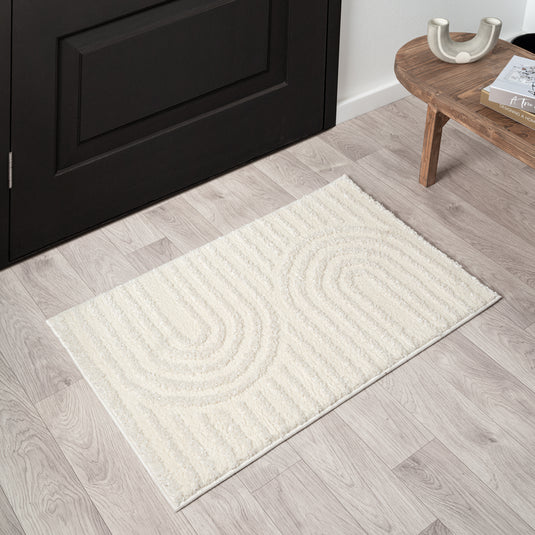 geometric-wavy-cream-entryway-area-rug