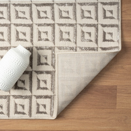 geometric-metallic-gray-area-rug