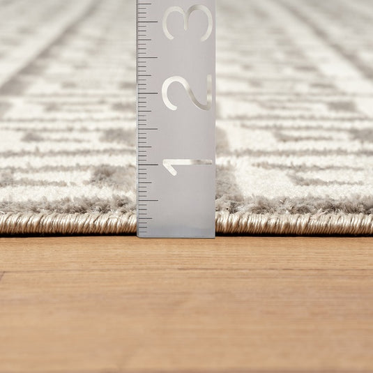 geometric-metallic-gray-area-rug