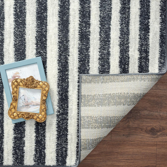 Moroccan Lines Area Rug - Modern Area Rugs by Luxe Weavers®