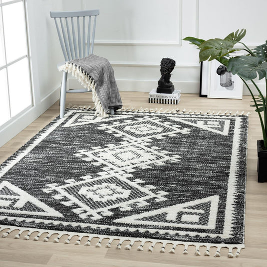 Moroccan-area-rug-black