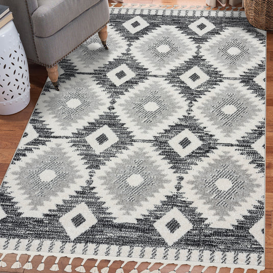 Ibiza 7898 Moroccan Diamond Area Rug - Modern Area Rugs by Luxe Weavers®