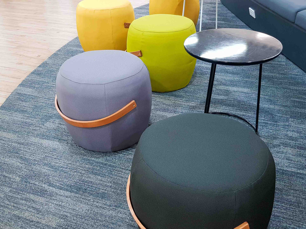 5 Reasons Ottomans Are Must-haves in an Office Lounge
