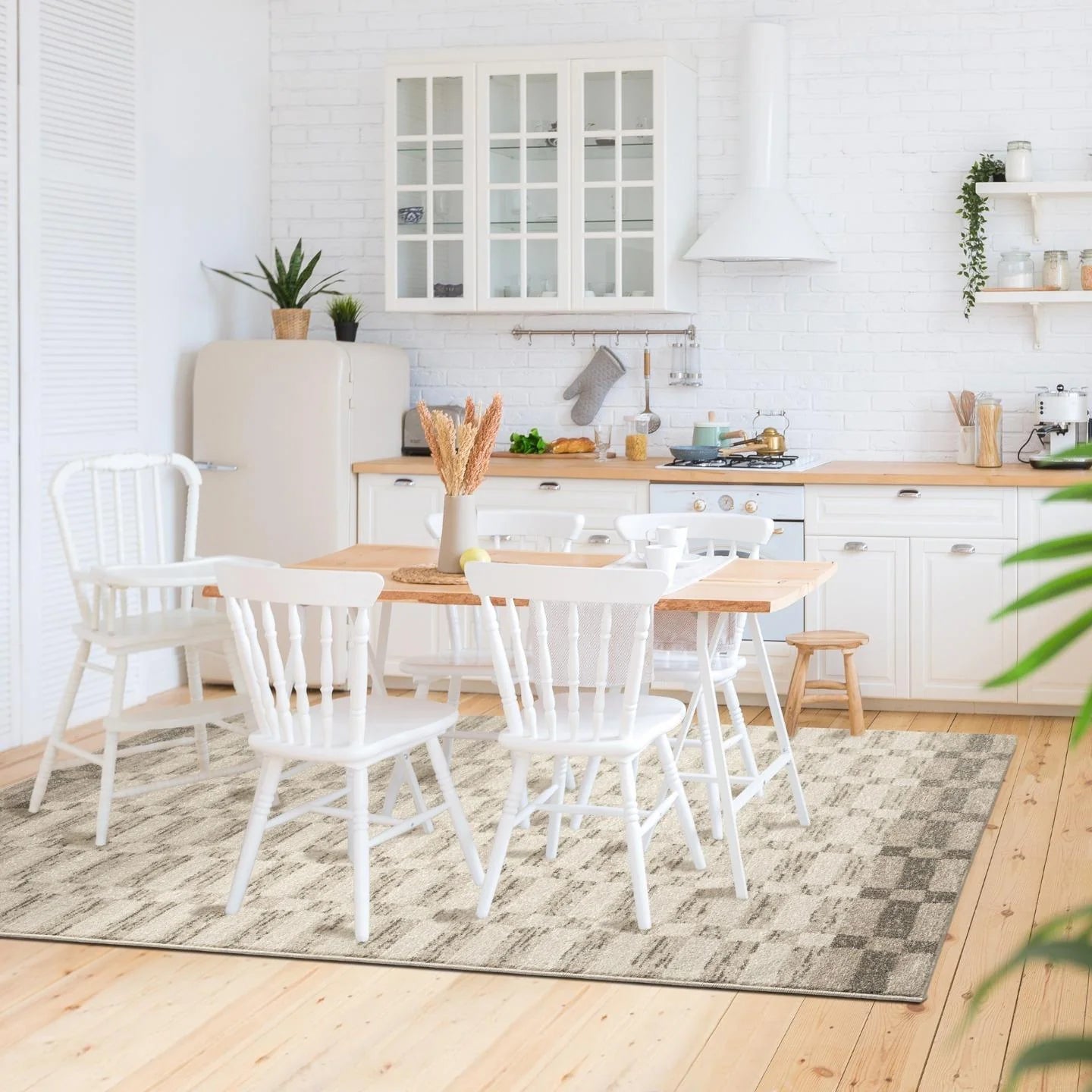 Everything You Need to Know About Having a Rug in Your Kitchen