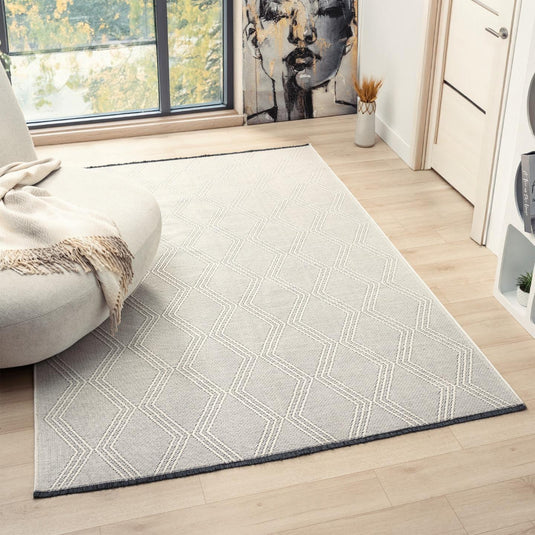 Modern Farmhouse 1942 Diamond Pattern Washable Area Rug