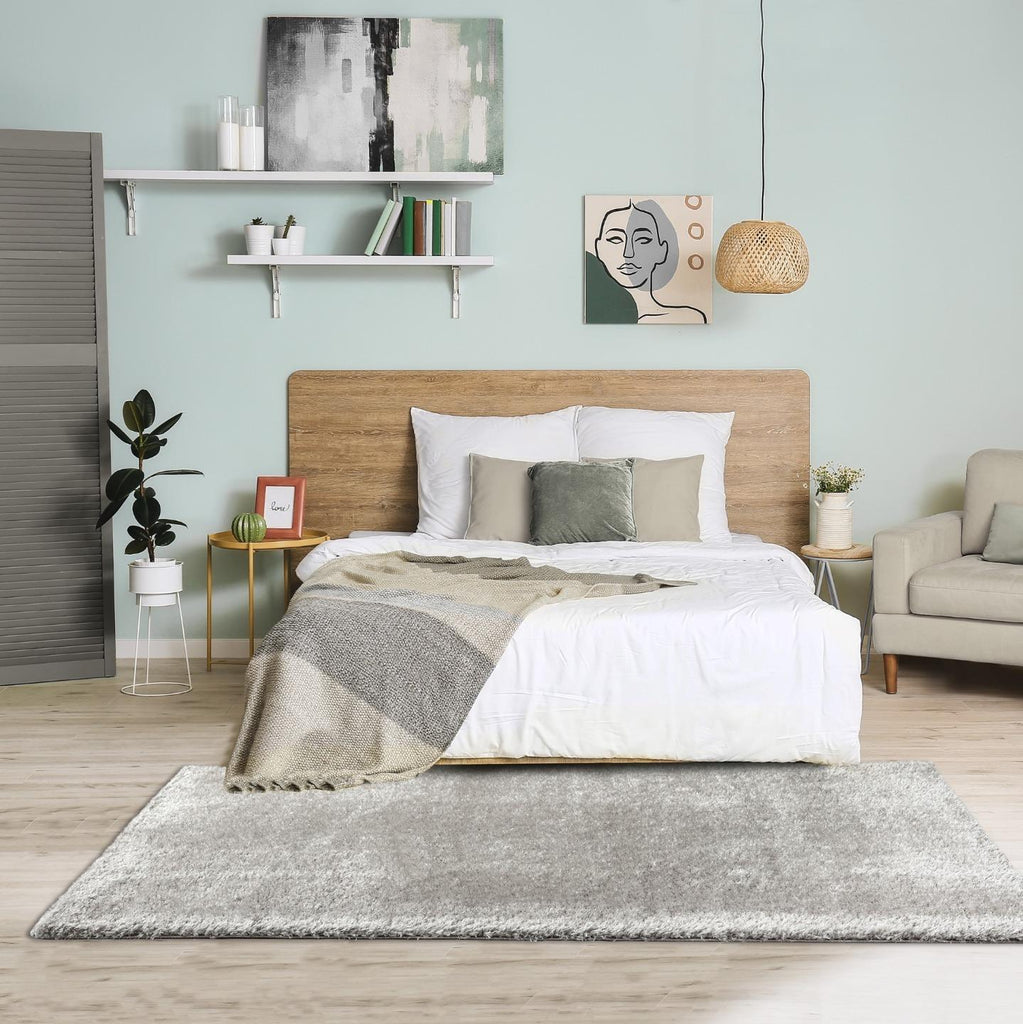 silver-bedroom-solid-rug