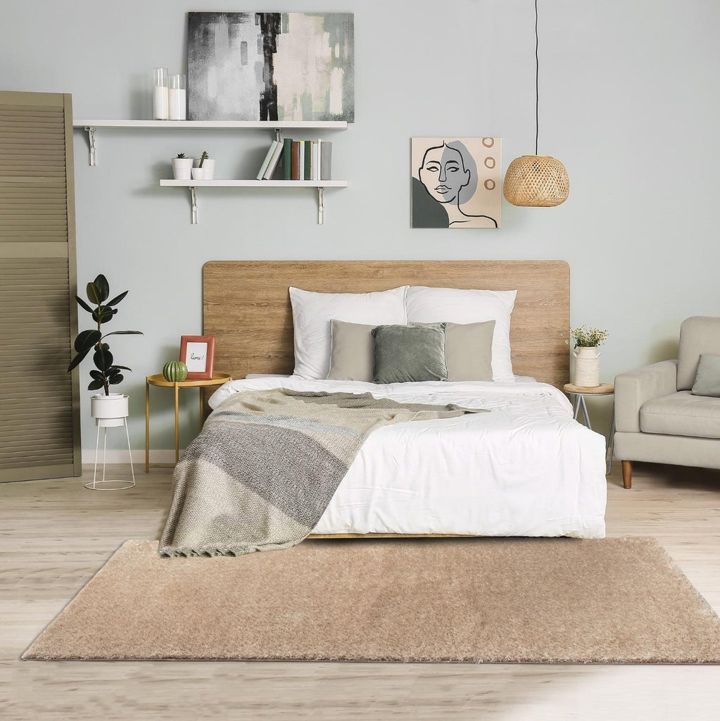 tan-bedroom-solid-rug