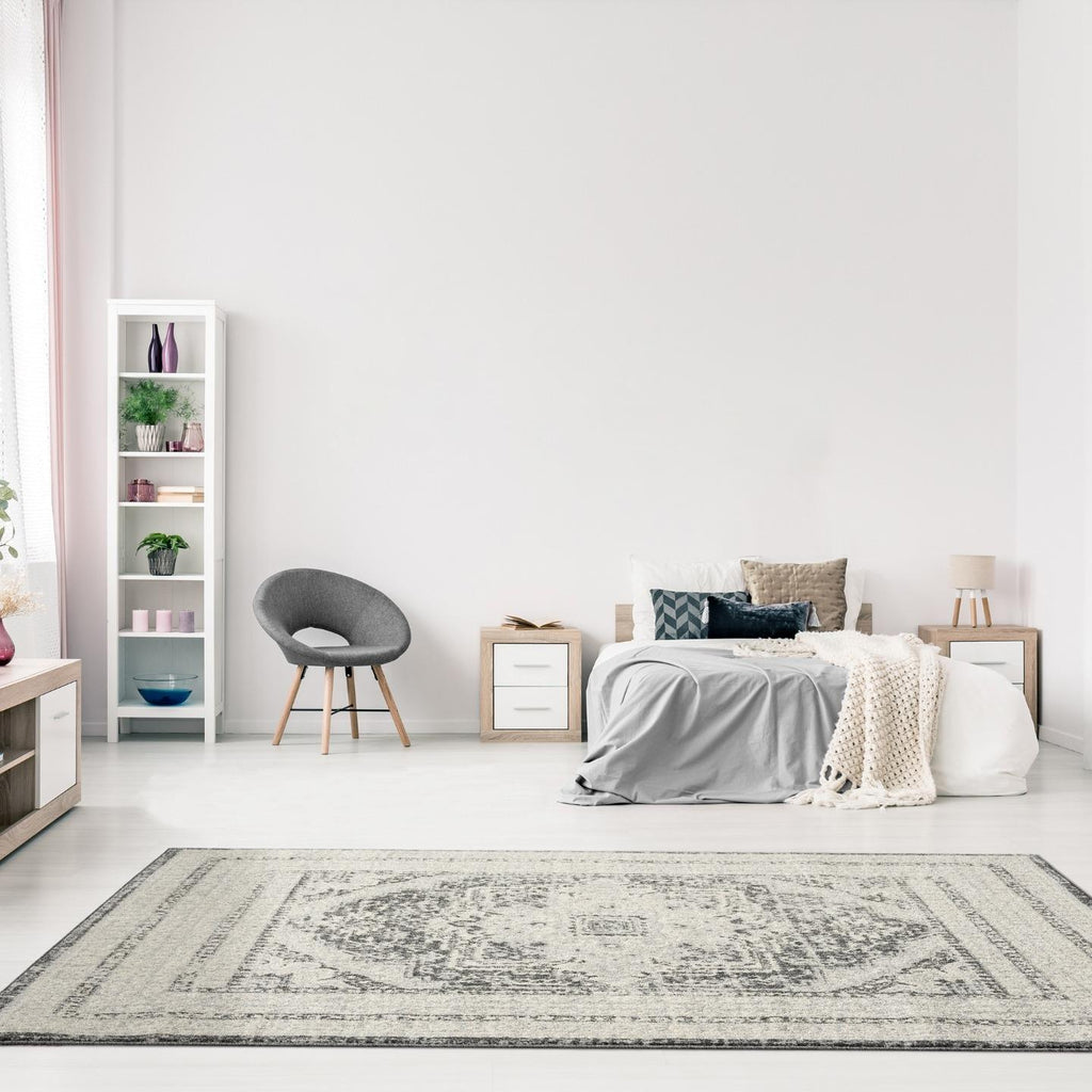 gray-bedroom-moroccan-rug