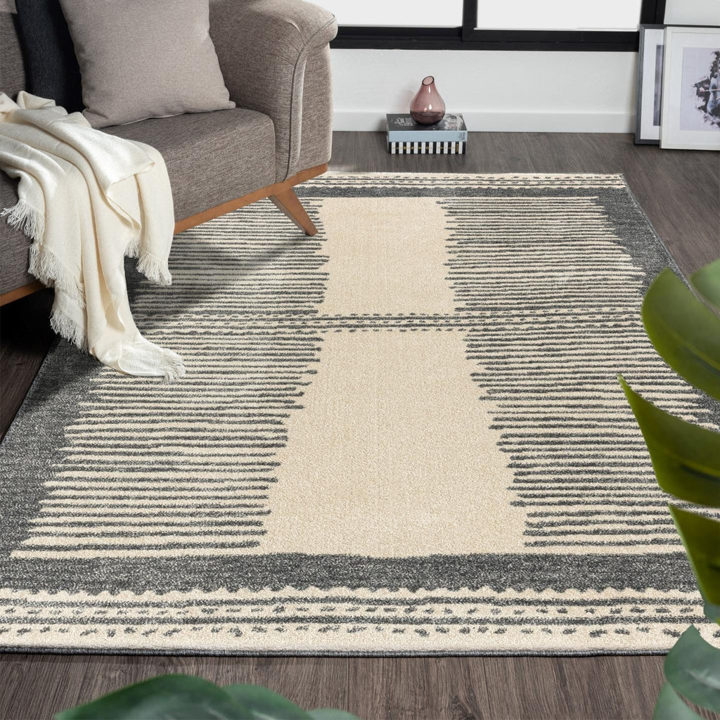 Gray-living-room-geometric-rug